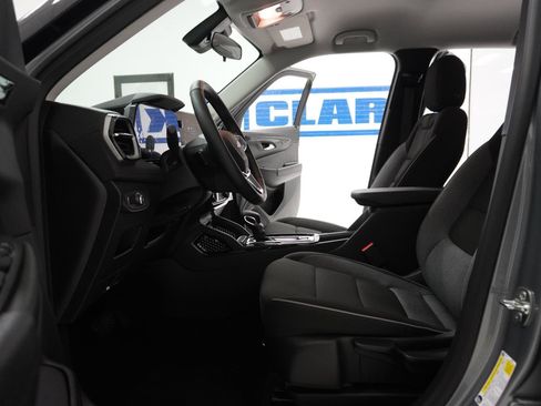 Used 2026 Chevrolet TrailBlazer LT w/ LT Cold Weather Package image 15