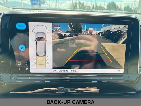 New 2026 Volkswagen Atlas SE image 26