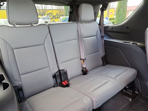 Used 2021 GMC Yukon SLT w/ Rear Media and Nav Package image 21