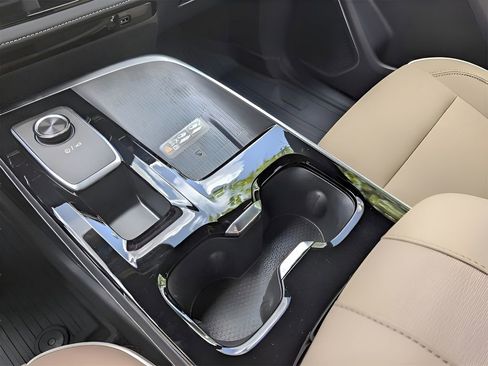 New 2026 Buick Enclave Preferred w/ Power Package image 15