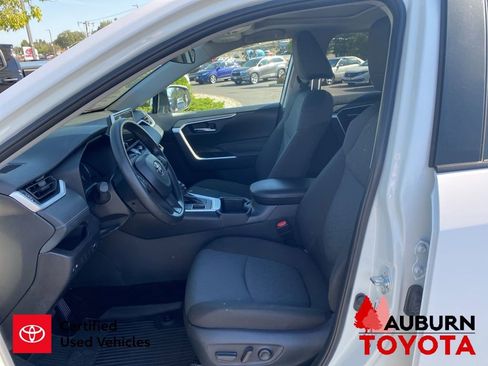 Certified 2025 Toyota RAV4 XLE w/ Convenience Package AWD/4WD image 31