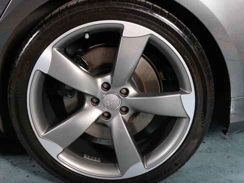 Used 2014 Audi S8 AWD/4WD image 39