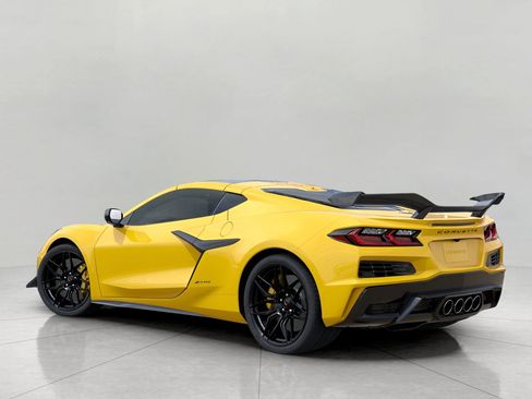 New 2025 Chevrolet Corvette Z06 w/ Z07 Performance Package RWD image 3