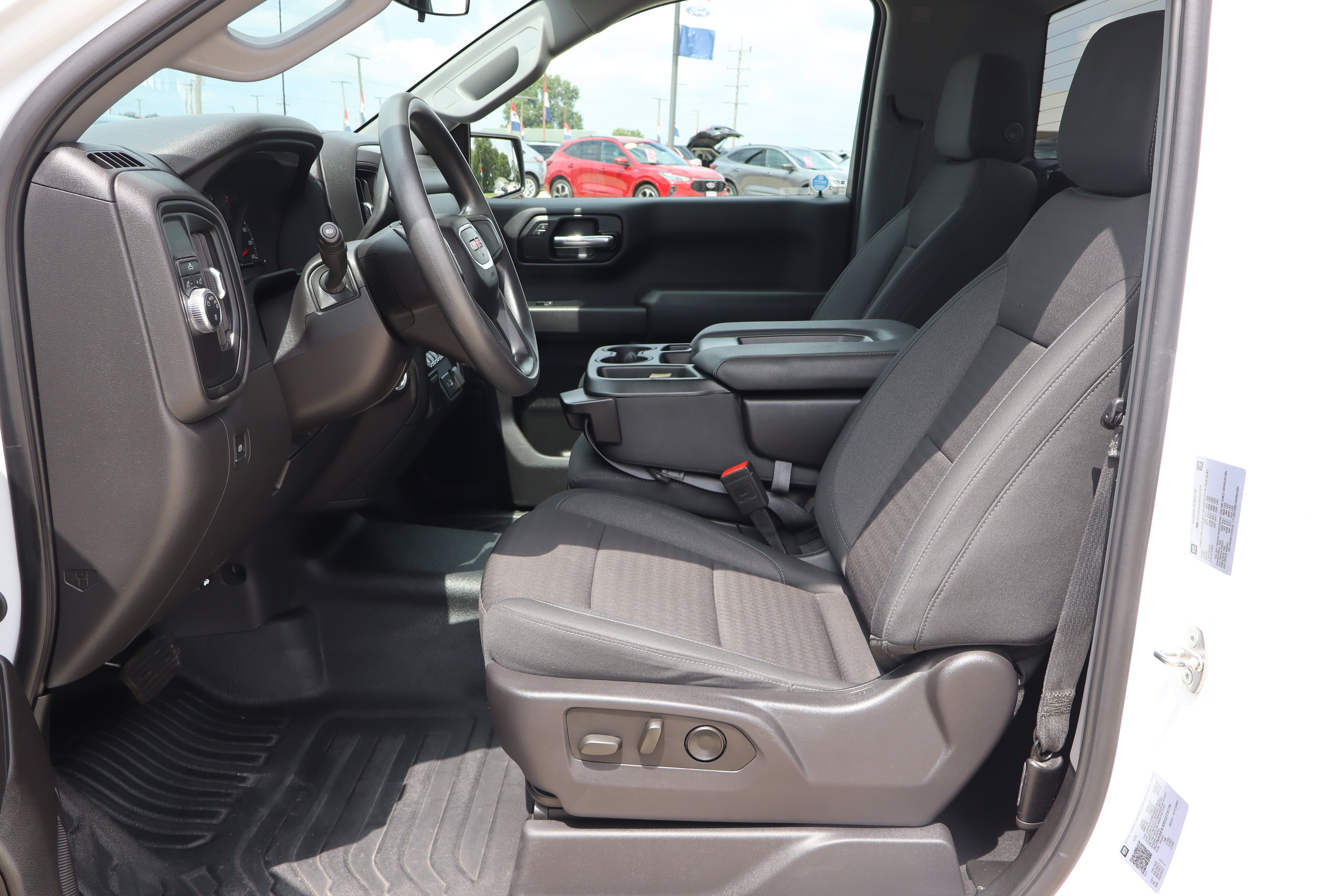 Used 2024 GMC Sierra 1500 Pro w/ Convenience Package RWD image 10