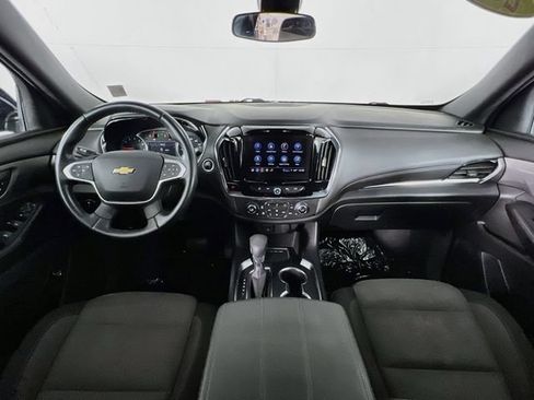 Used 2023 Chevrolet Traverse LT AWD/4WD image 24