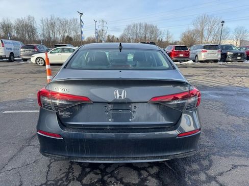 Used 2023 Honda Civic LX image 3