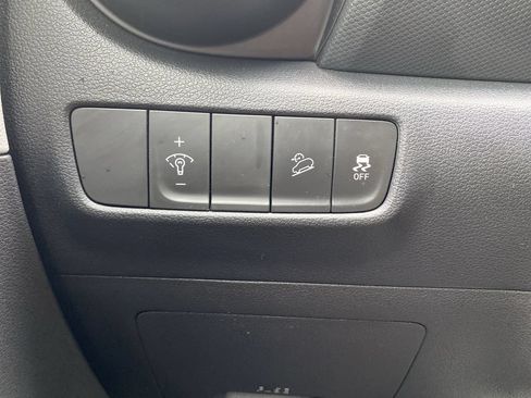 Used 2022 Hyundai Kona SEL FWD image 19