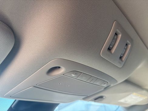 Used 2022 Nissan Murano SL w/ SL Moonroof Package image 23