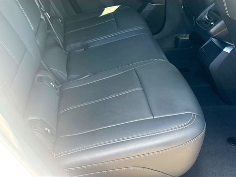 Used 2024 Cadillac Lyriq Tech RWD image 25