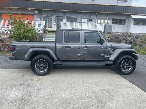 Used 2021 Jeep Gladiator Overland image 7