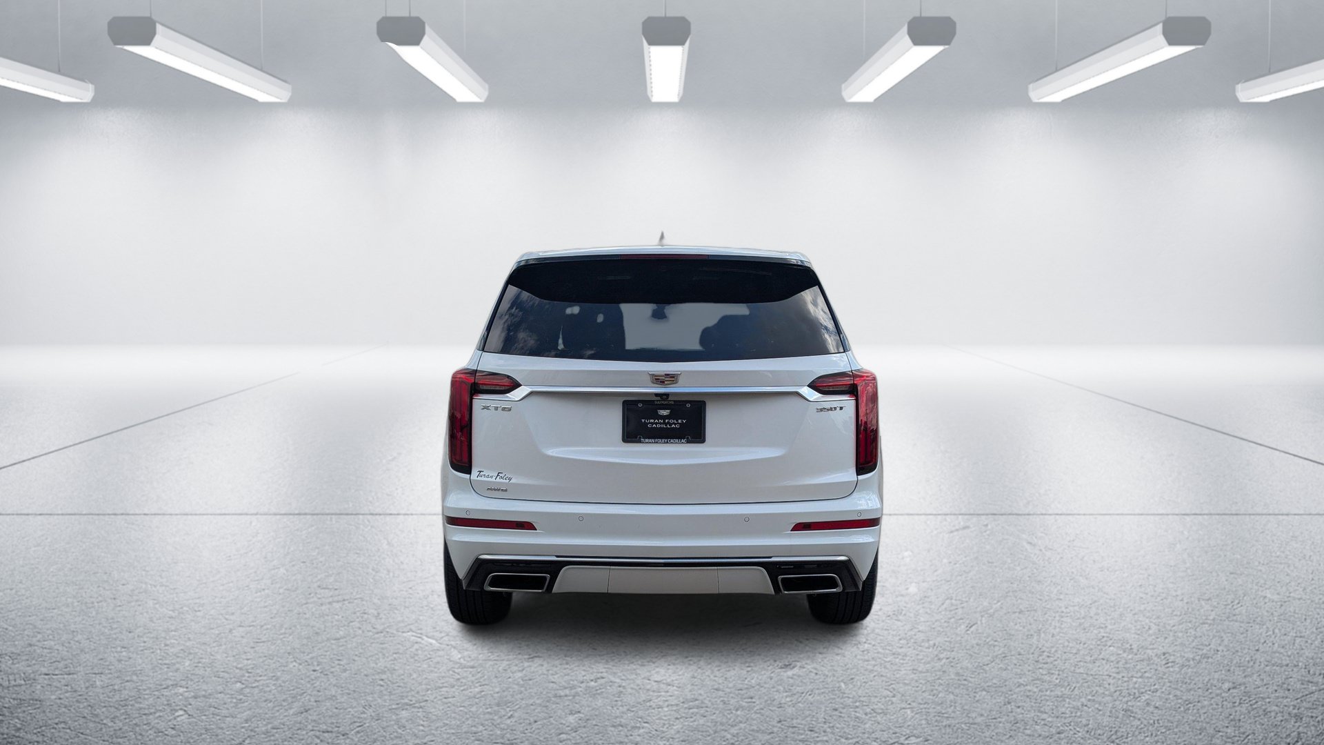 Certified 2024 Cadillac XT6 Luxury w/ LPO, Floor Liner Package AWD/4WD image 4
