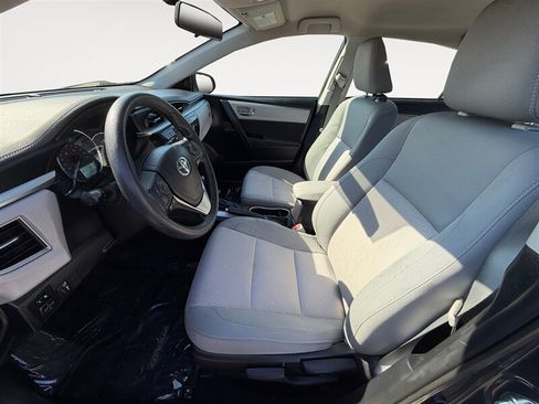 Used 2015 Toyota Corolla LE FWD image 10