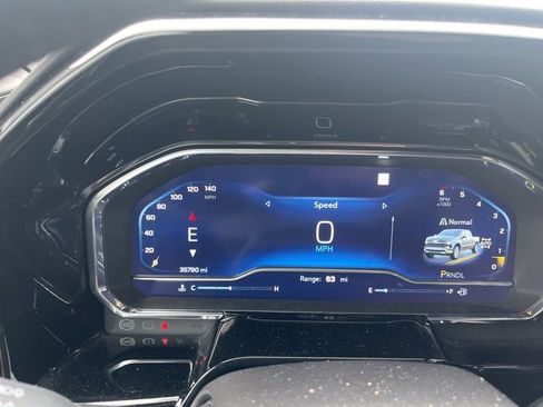 Used 2023 Chevrolet Silverado 1500 LT image 11