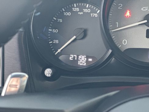 Certified 2024 Porsche Macan GTS image 31