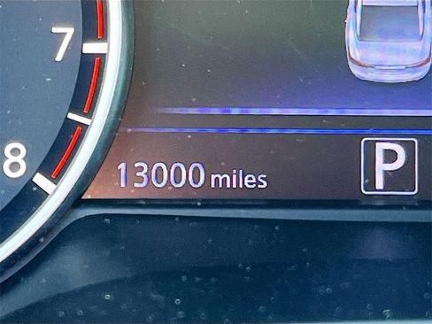 Used 2023 Nissan Maxima Platinum w/ Sport Mat Group image 12