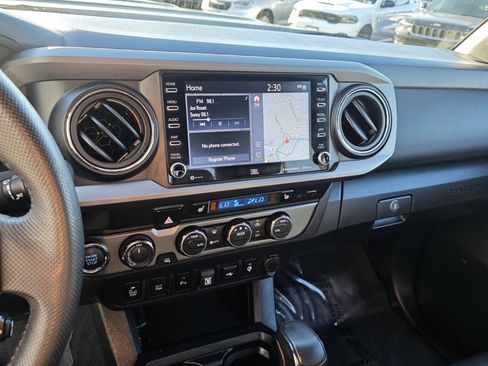 Used 2022 Toyota Tacoma TRD Pro image 16