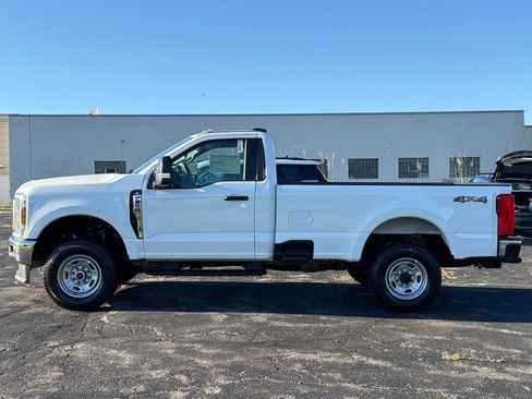 New 2026 Ford F250 XL w/ XL Chrome Package AWD/4WD image 2