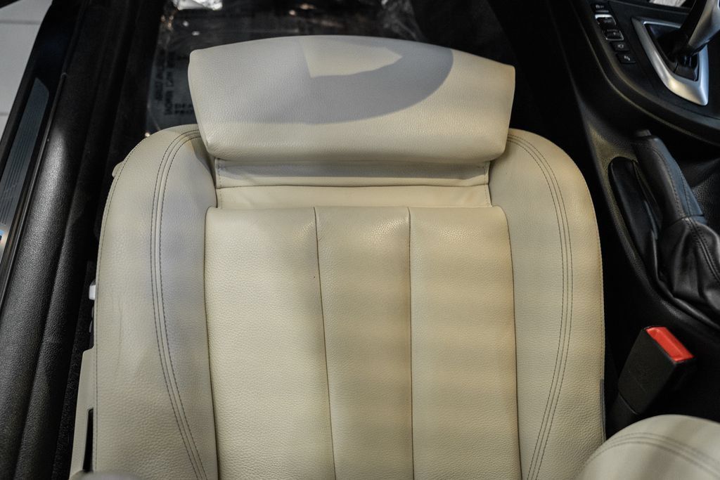 Used 2016 BMW 435i xDrive Convertible AWD/4WD image 27