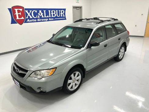 Used 2009 Subaru Outback 2.5i Special Edition w/ Popular Equipment Group 1C image 8