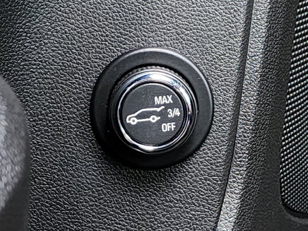 Certified 2019 Chevrolet Blazer Premier w/ Driver Confidence II Package FWD image 35
