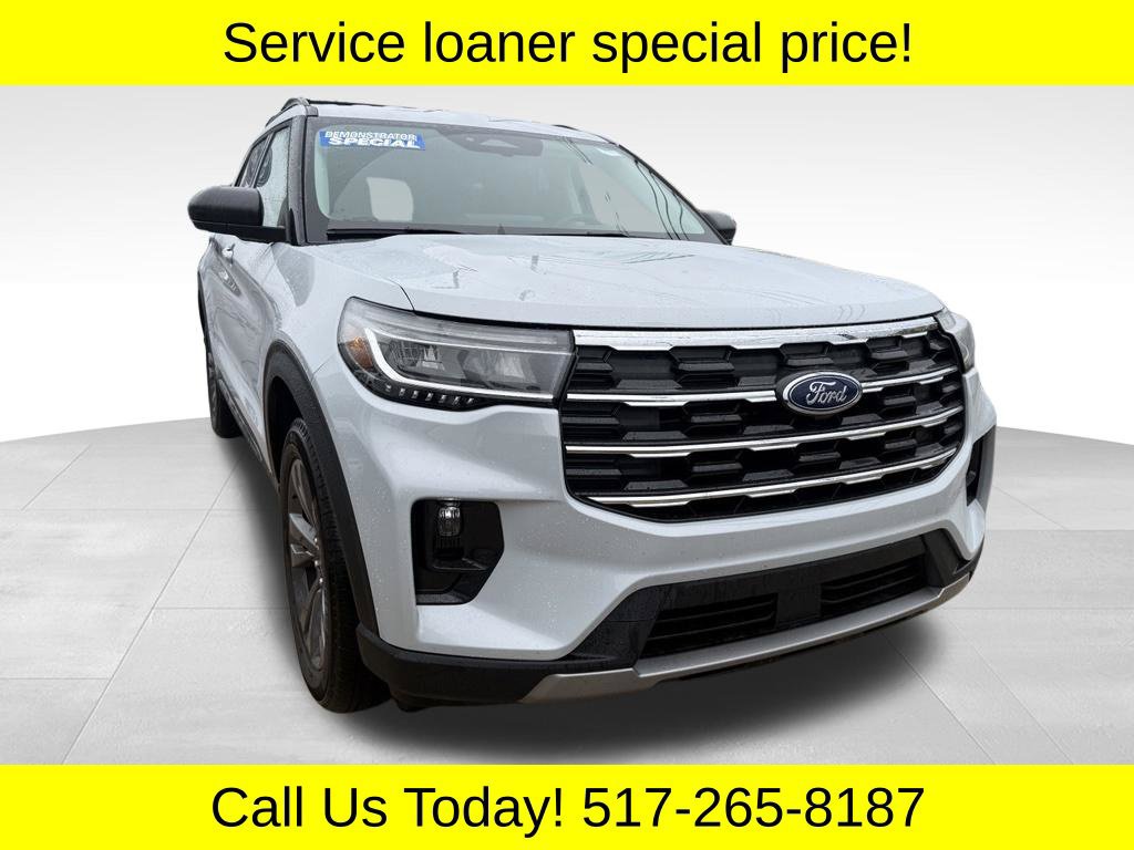 Used 2026 Ford Explorer Active w/ Active Comfort Package AWD/4WD image 1