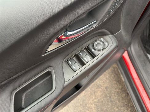 Used 2023 Chevrolet Equinox RS w/ LPO, Floor Liner Package image 15