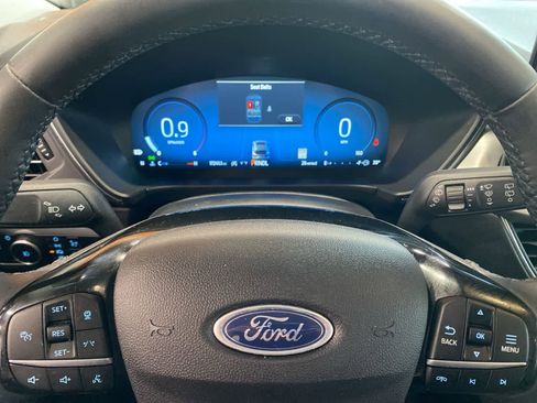 Used 2023 Ford Escape Platinum image 19