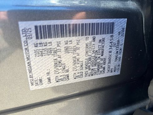 Used 2025 Nissan Rogue SV FWD image 31
