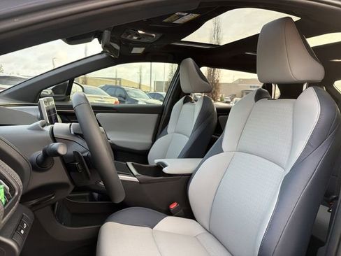 Certified 2024 Subaru Solterra Touring w/ Touring Package image 18