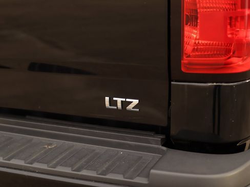 Used 2016 Chevrolet Silverado 2500 LTZ w/ Custom Sport Edition image 38