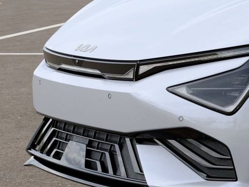 New 2025 Kia EV6 GT-Line RWD image 12