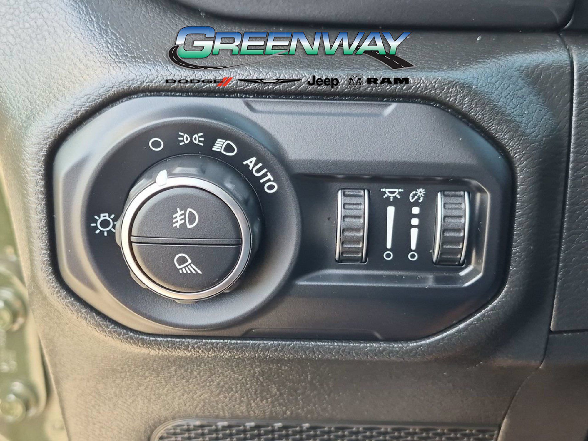 Used 2022 Jeep Gladiator Sport AWD/4WD image 20