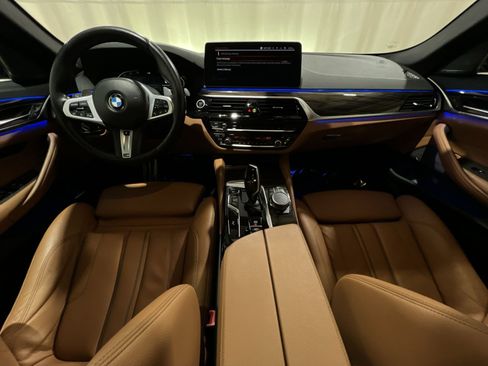 Used 2022 BMW 530i xDrive w/ M Sport Package AWD/4WD image 29