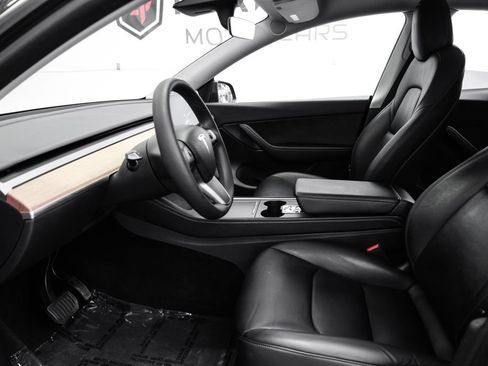 Used 2022 Tesla Model Y Long Range AWD/4WD image 4
