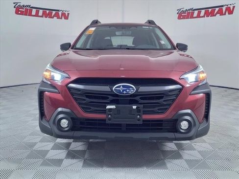 Certified 2025 Subaru Outback Premium image 3