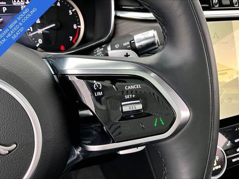 Used 2022 Jaguar F-PACE S AWD/4WD image 27