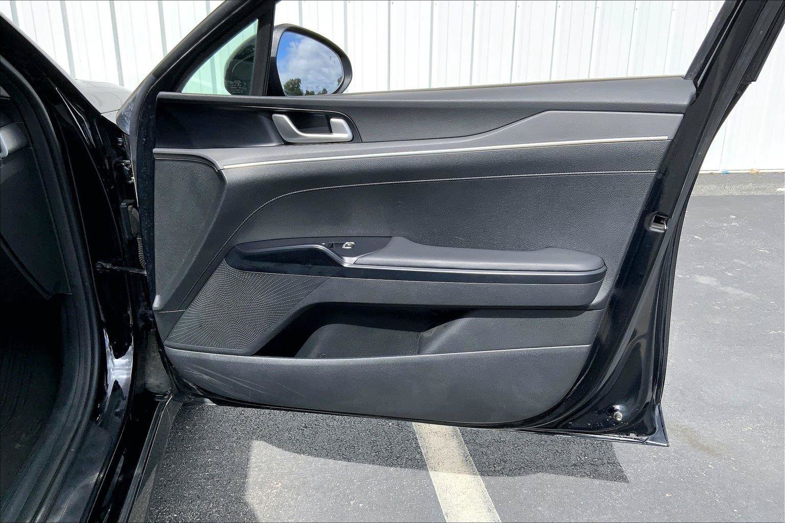 Used 2021 Kia K5 LXS AWD/4WD image 22