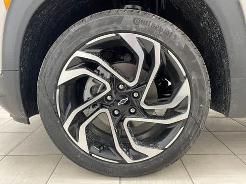 New 2026 Chevrolet TrailBlazer RS w/ Convenience Package AWD/4WD image 6