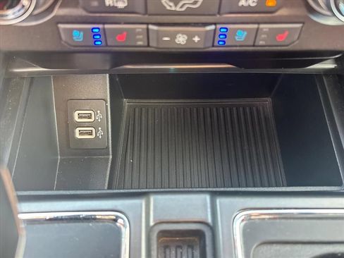 Used 2020 Ford F150 Lariat w/ Equipment Group 502A Luxury AWD/4WD image 36