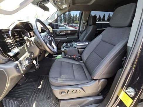 Used 2024 GMC Sierra 1500 Elevation AWD/4WD image 8