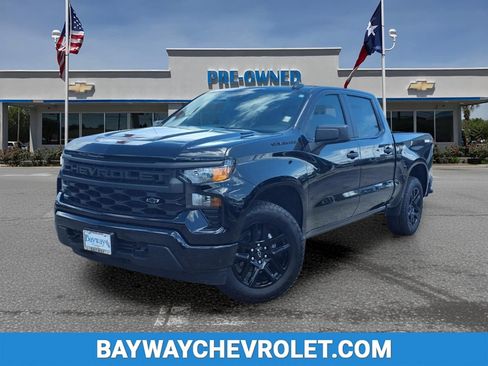 Used 2026 Chevrolet Silverado 1500 Custom w/ Turbomax Blackout Package RWD image 1
