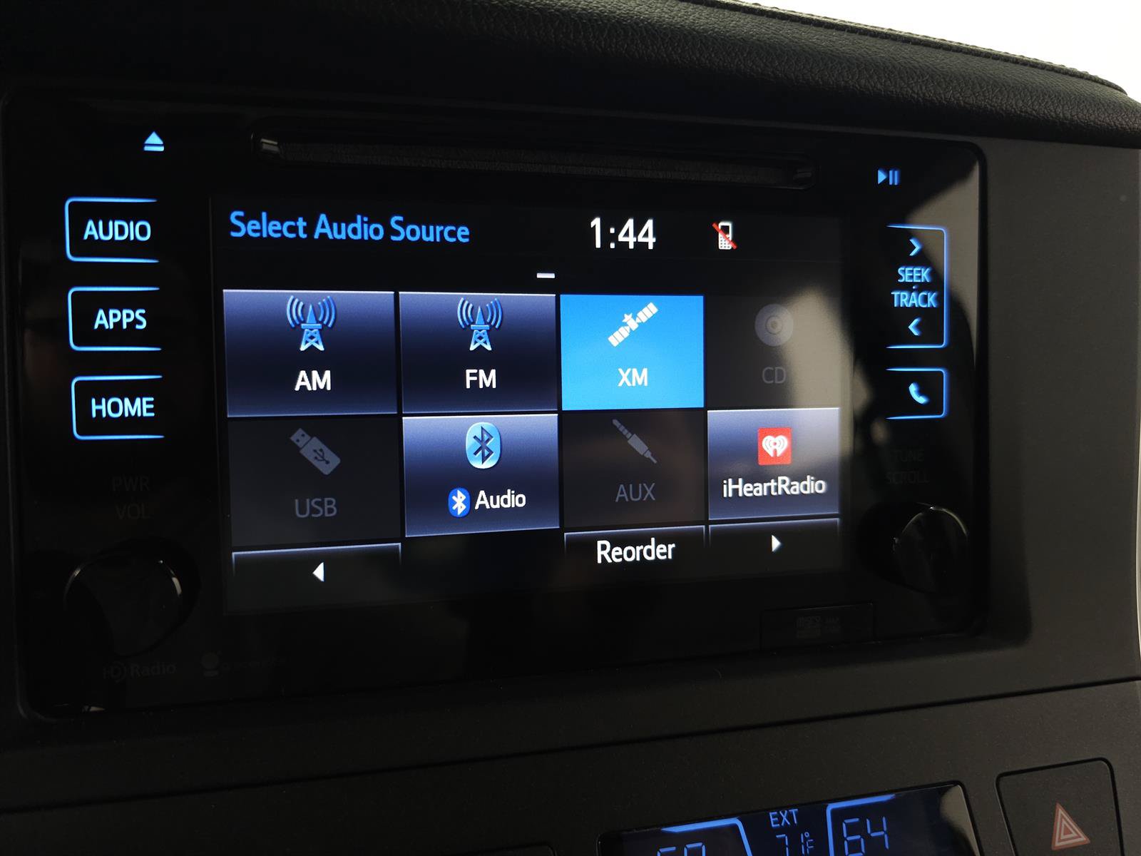 Used 2015 Toyota Sienna XLE w/ XLE Navigation Package AWD/4WD image 21