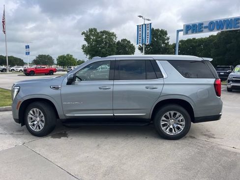 Used 2025 GMC Yukon Denali AWD/4WD image 4