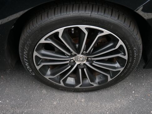 Used 2015 Toyota Corolla S FWD image 5