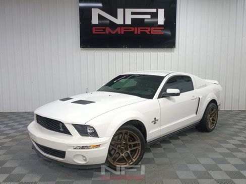 Used 2007 Ford Mustang Shelby GT500 RWD image 1