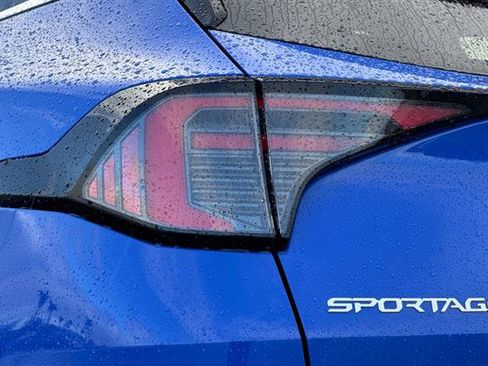 New 2026 Kia Sportage EX image 31