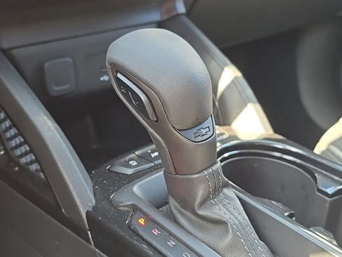 Used 2025 Chevrolet TrailBlazer LT AWD/4WD image 13