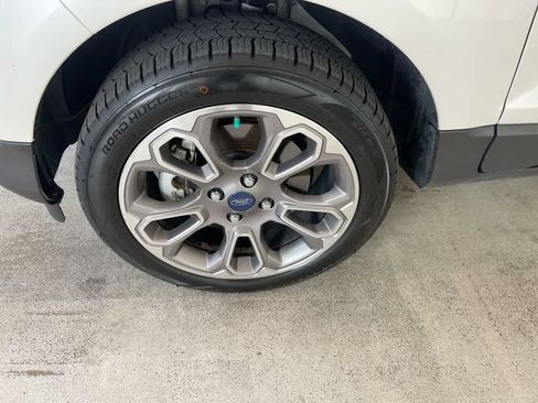 Used 2018 Ford EcoSport Titanium w/ Titanium Cold Weather Package AWD/4WD image 10
