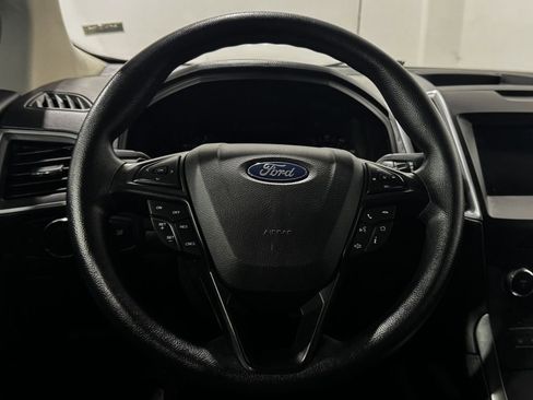 Used 2020 Ford Edge SE AWD/4WD image 4