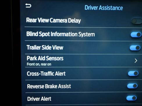 Used 2026 Ford F250 Lariat w/ Tremor Off-Road Package image 33